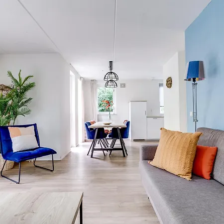 6 - Persoons Forest 209