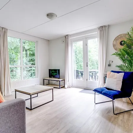 6 - Persoons Forest 209 *