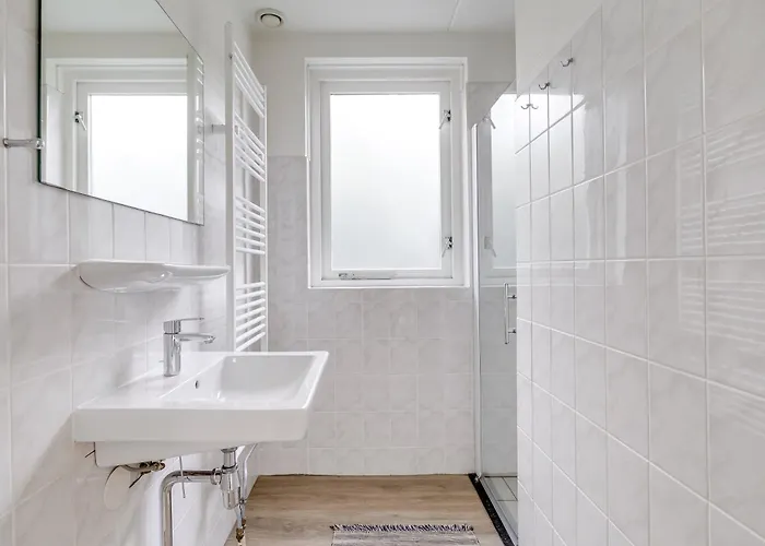 6 - Persoons Forest 209 *