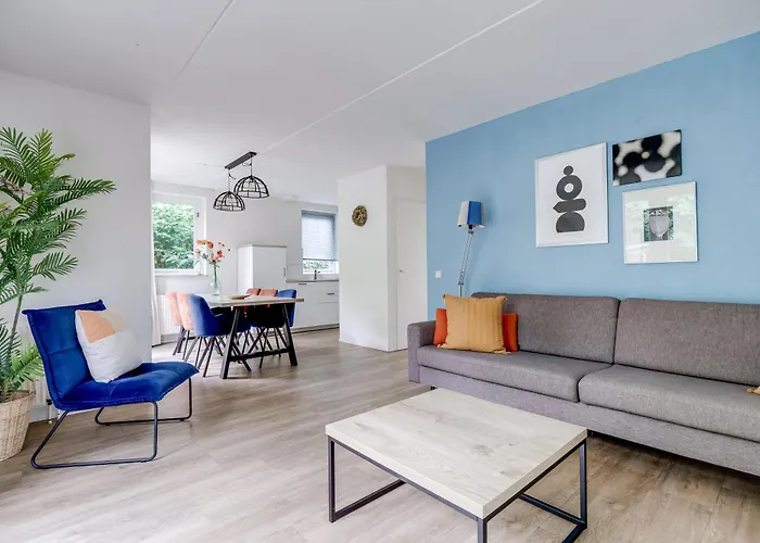 6 - Persoons Forest 209 *